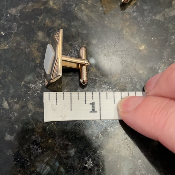 Vintage Swank Mother Of Pearl Cuff Links - Picture 7 of 9